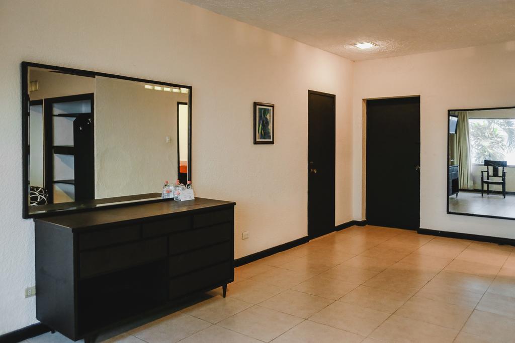 Hotel Colon Mérida Exterior foto